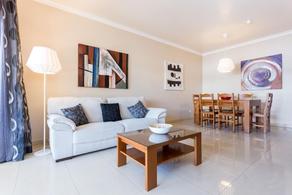 Sea Breeze Lagos Apartment Exterior photo