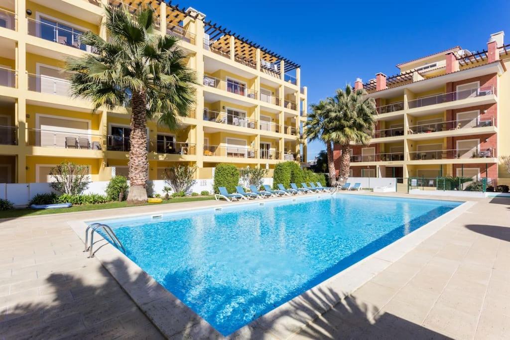 Sea Breeze Lagos Apartment Exterior photo
