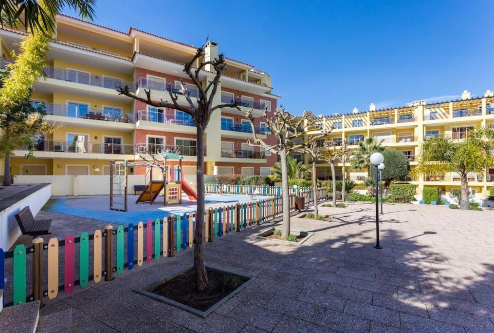 Sea Breeze Lagos Apartment Exterior photo